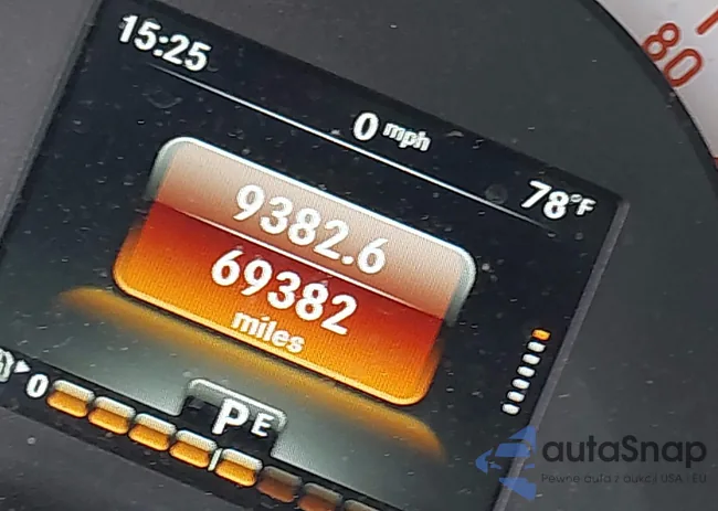 WMEFJ5DA1GK077368: 40490621