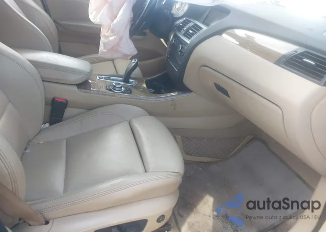 5UXWX5C56BL705864: 40492097