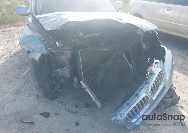 5UXWX5C56BL705864: 40492097