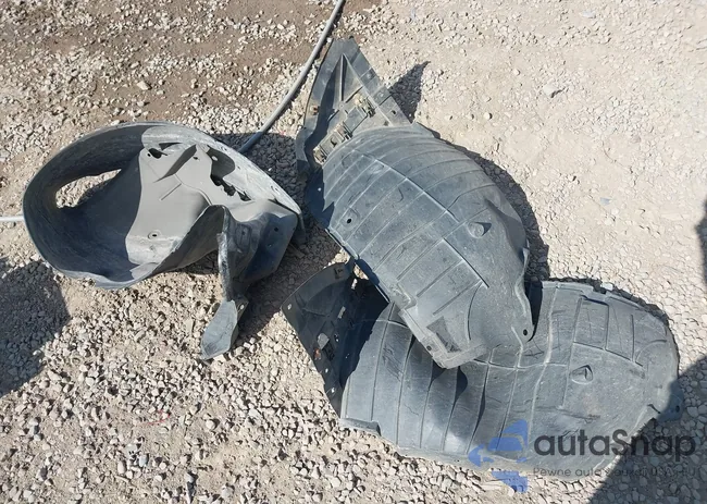 JNKBV61F68M263581: 40492897