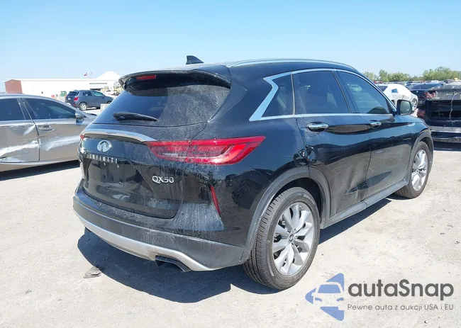 3PCAJ5M16KF137837: 40492936