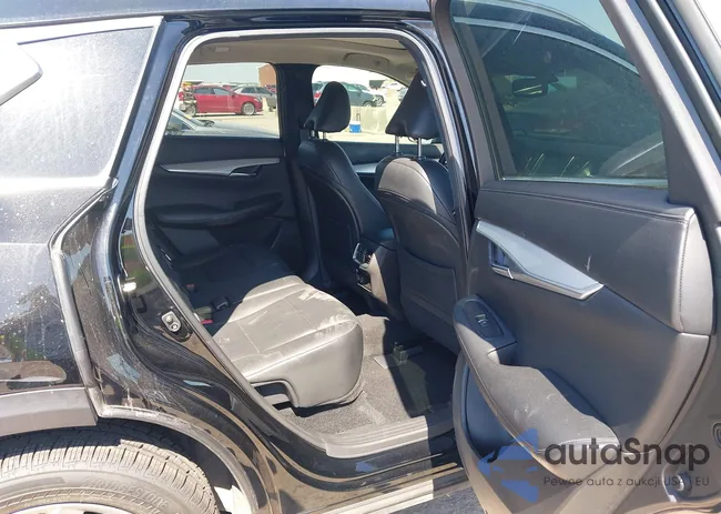 3PCAJ5M16KF137837: 40492936