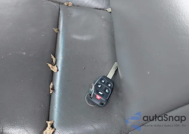 5FNRL5H67CB104561: 40492470