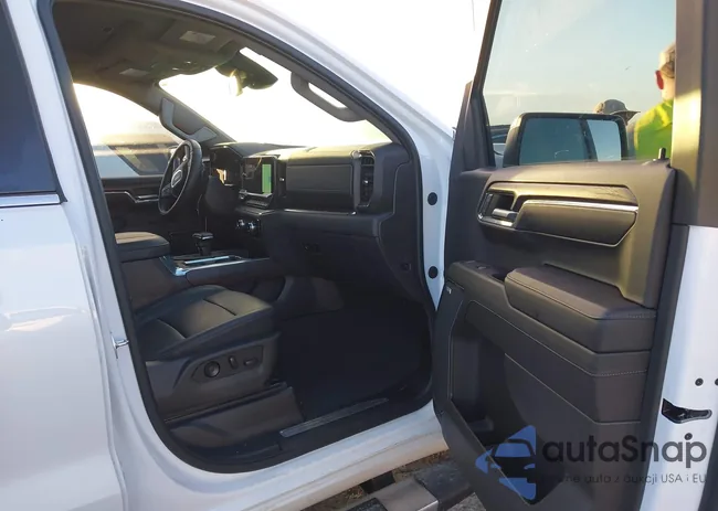 3GTUUDED1PG183259: 40494356