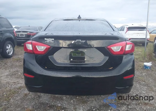 1G1BC5SM2J7158323: 40496033