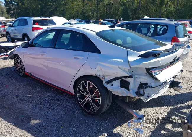 KMHLW4AK6PU012705: 40495628