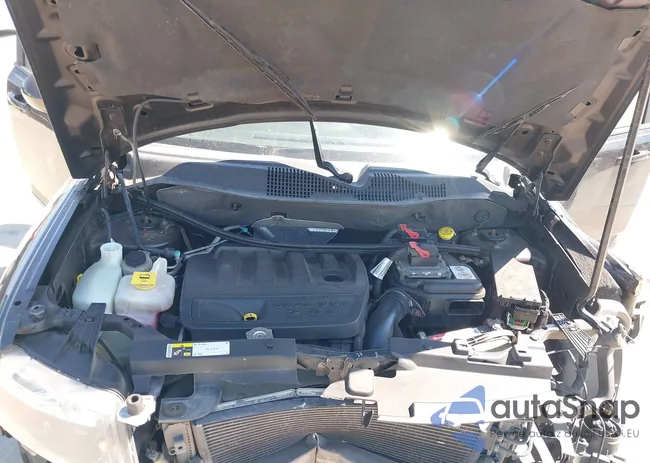 1C4NJDCB1ED858438: 40499877