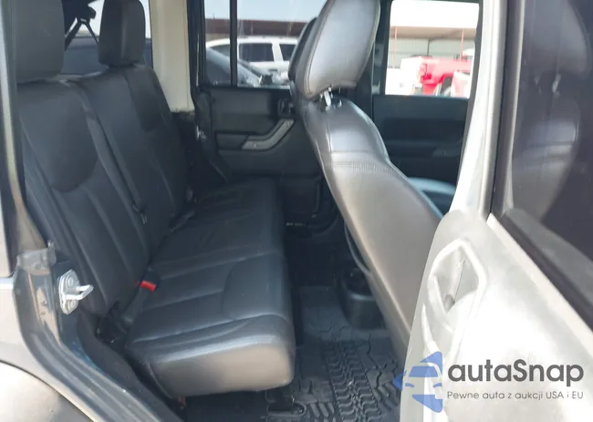 1C4BJWDG3HL676419: 40499998