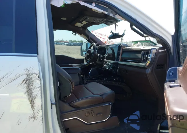 1FT8W3BM3PED98143: 40500081