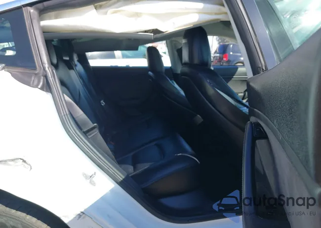 5YJ3E1EA3JF161709: 40500542