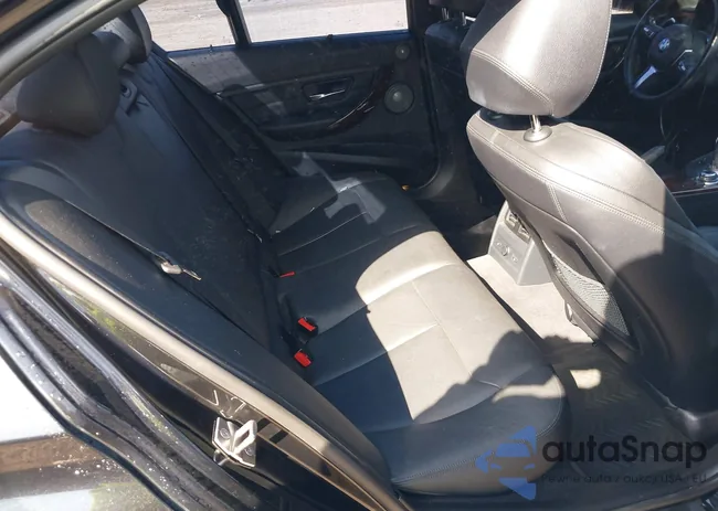 WBA3A9C54DF475589: 40502701