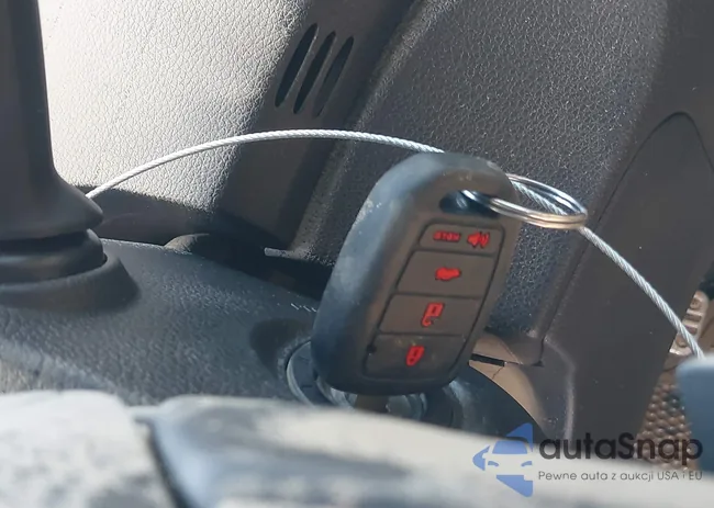 1HGCR2F10HA132133: 40502479