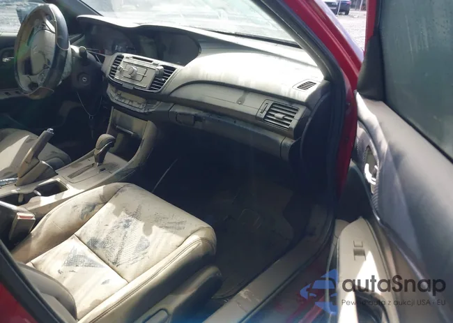 1HGCR2F10HA132133: 40502479