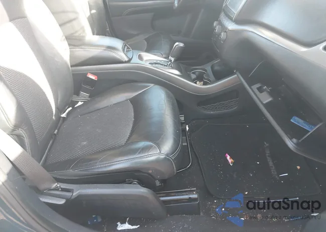 3C4PDCGG5HT613270: 40502623