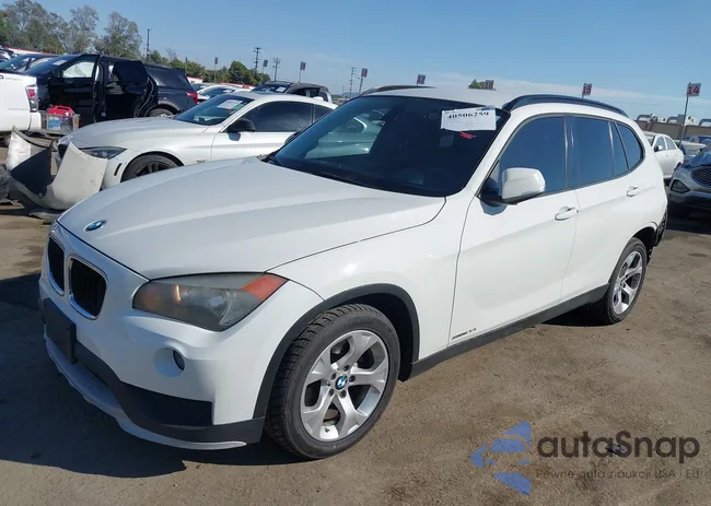 WBAVM1C52FV318749: 40506259