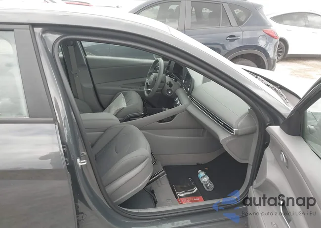 KMHLL4DG3RU715553: 40506835