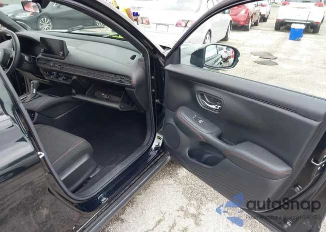 3CZRZ1H50RM724407: 40506915