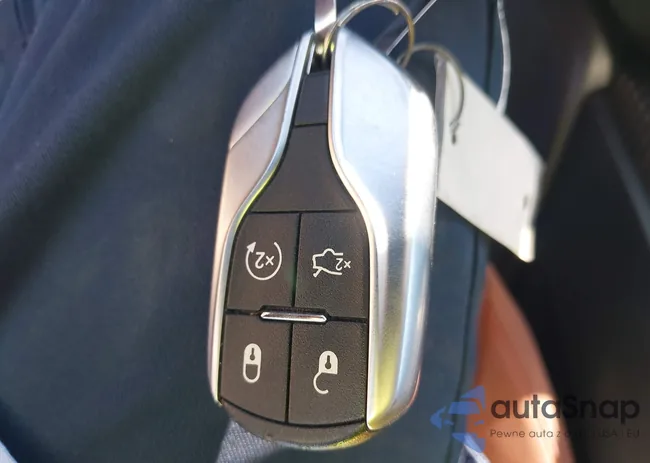 ZAM57YSS5PX423779: 40506548