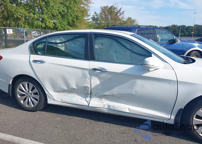 1HGCR2F77DA044985: 40510084