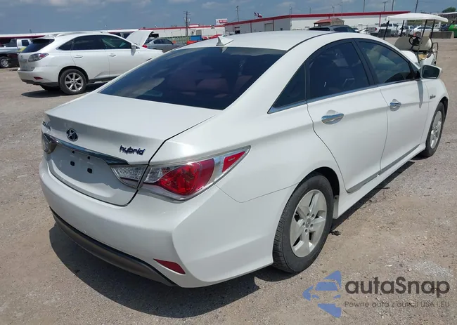 KMHEC4A44CA038427: 39520220