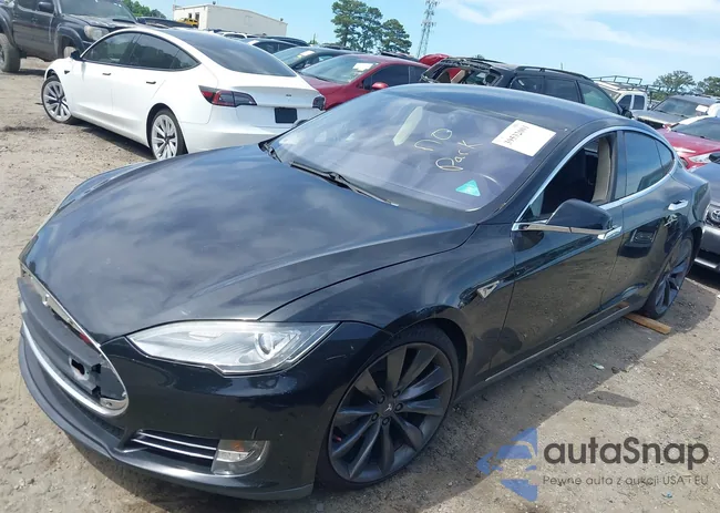 5YJSA1CPXDFP06646: 39532001