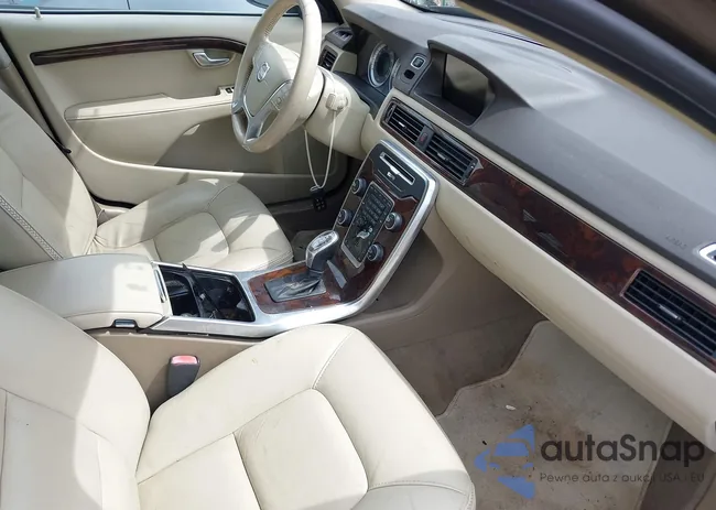 YV4902BZ3D1154097: 39539022