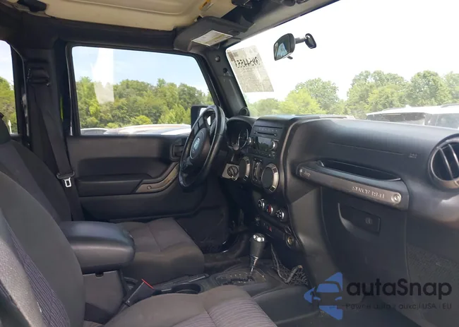 1J4HA3H18BL539377: 39544553