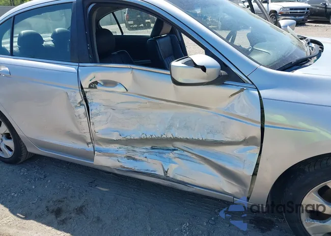 1HGCP26878A095682: 39559689