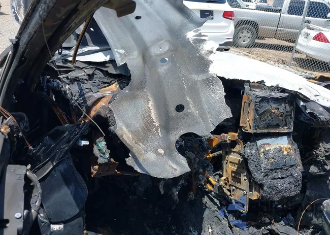 JN1EV7AP6HM735763: 39561200