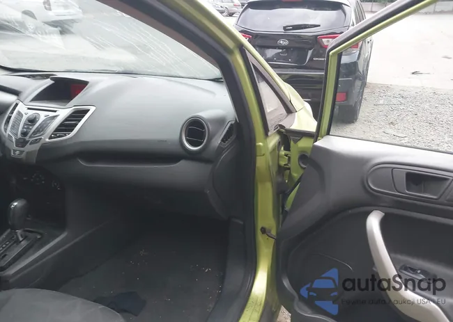 3FADP4EJ8BM137487: 39562157