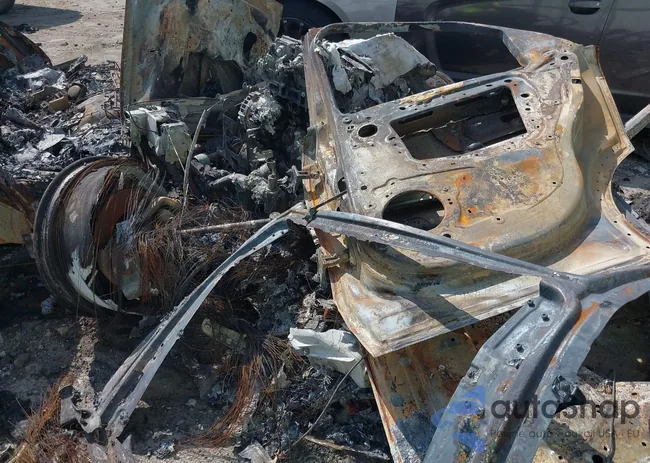 SALYL2EX0KA204542: 39565306