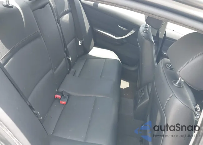 WBAPH5G58ANM71076: 39566340