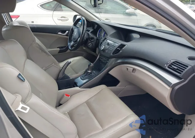 JH4CU2F66CC010753: 39567483