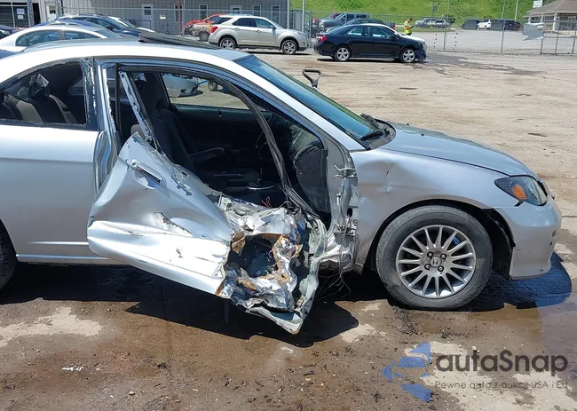 1HGEM21905L041187: 39572668