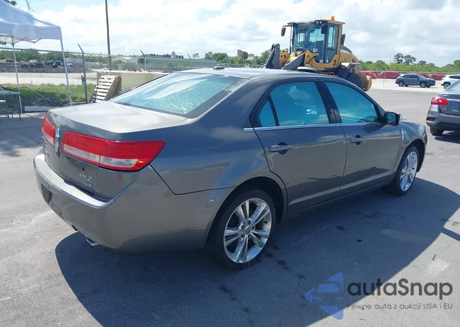 3LNHL2JCXBR764385: 39572695