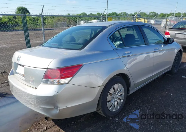 1HGCP2F33AA177855: 39575516