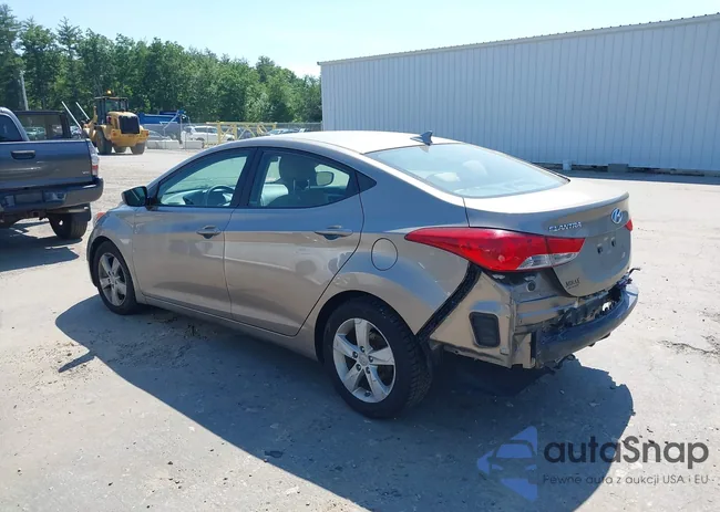 5NPDH4AE2DH379555: 39576243