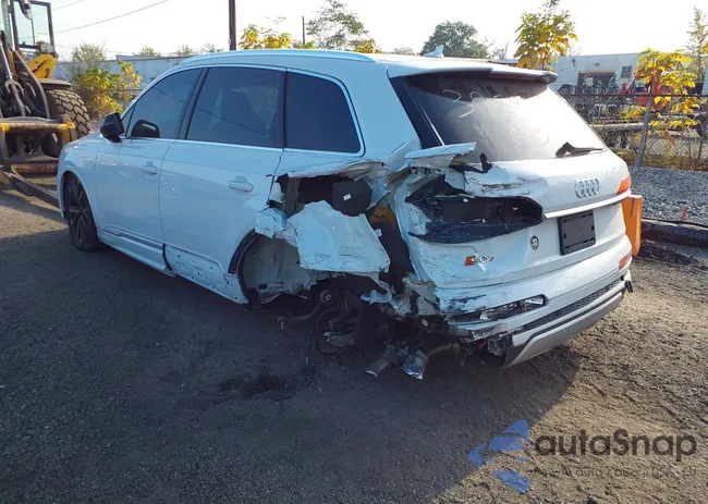 WA1AWBF70ND015742: 39580865