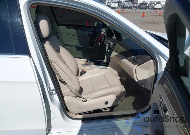 WDDHF8JB7EB073108: 39580352