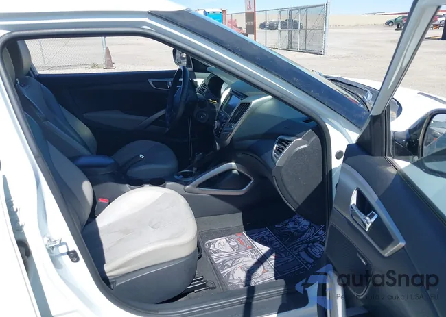 KMHTC6AD5CU056209: 39581272