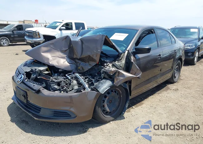 3VW2K7AJ8CM338490: 39584453