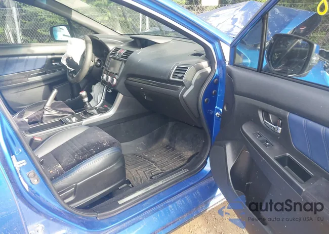 JF1VA2W64F9800983: 39584868