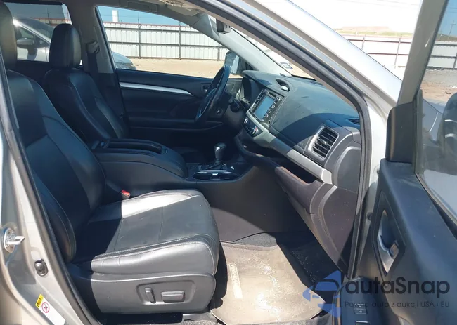 5TDKZRFH0JS548370: 39584871