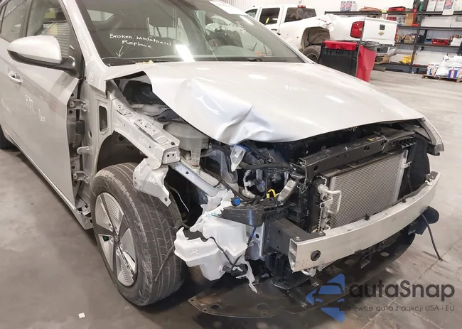 KMHC65LC4HU030780: 39585803