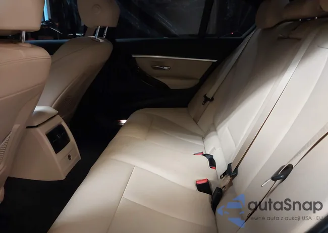 WBA8D9C5XJEM31949: 39587623