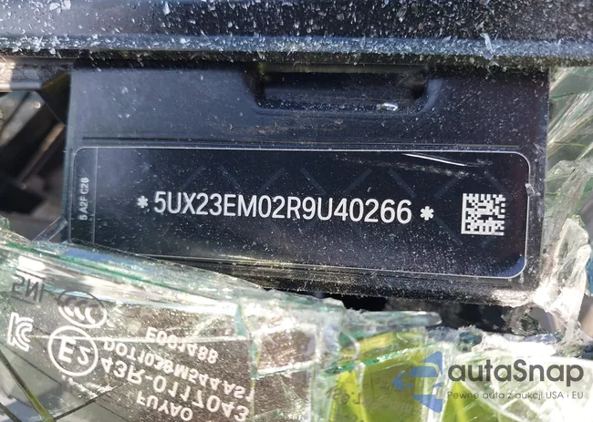 5UX23EM02R9U40266: 39589412