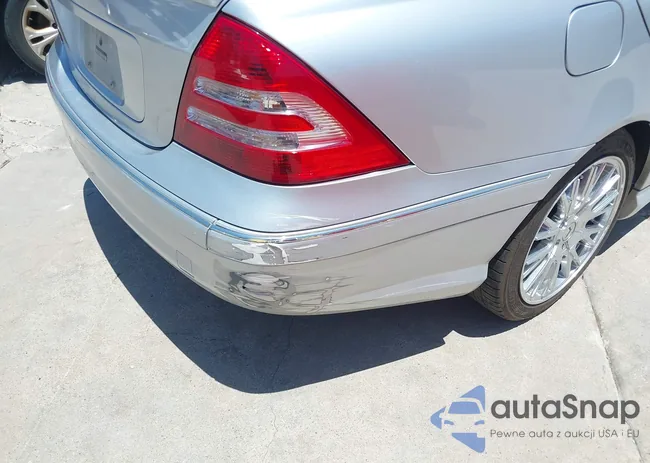 WDBRF52H07F927608: 39590905