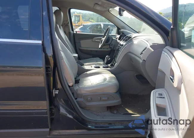 1GNKVJED7BJ212720: 39597360