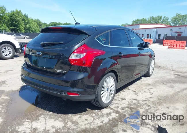 1FADP3N21EL429653: 39600571