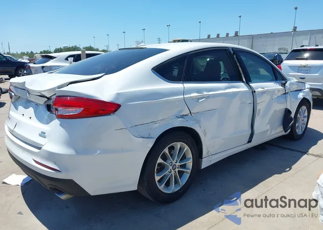 3FA6P0HD5KR272517: 39600776